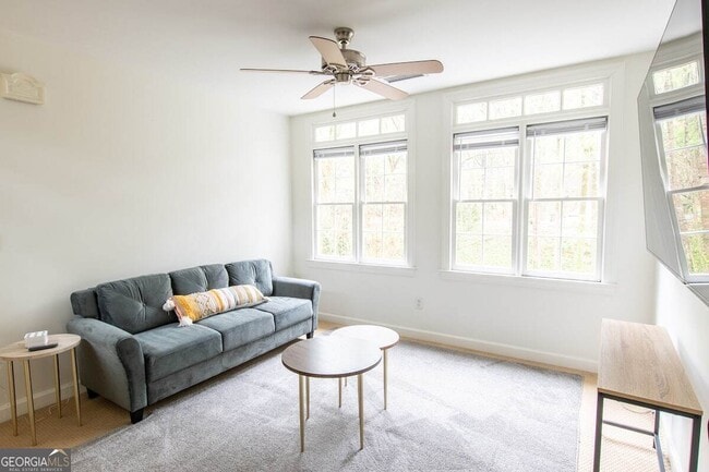 Building Photo - 3611 Cloudland Dr NW