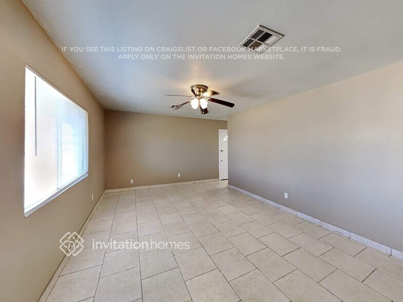 Building Photo - 5047 W Tuckey Ln