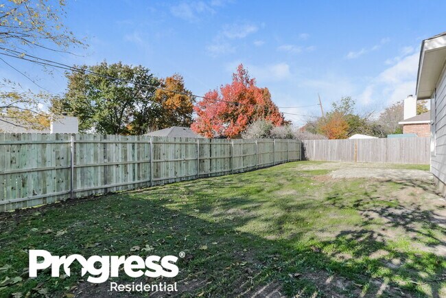 Building Photo - 841 Beaver Creek Dr