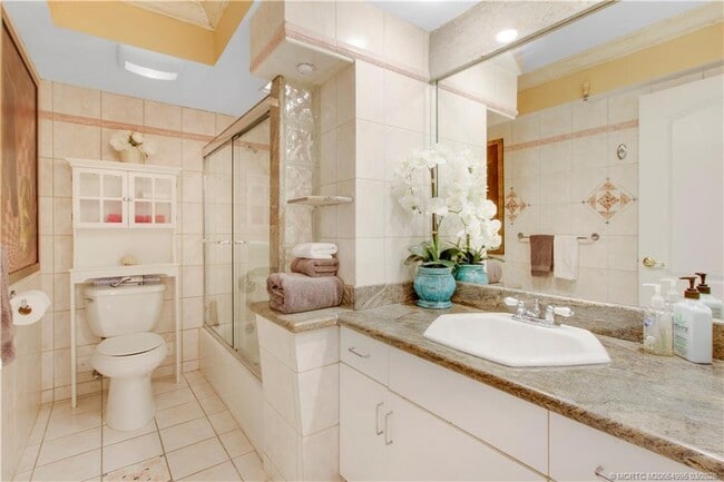 Building Photo - 9950 S Ocean Dr