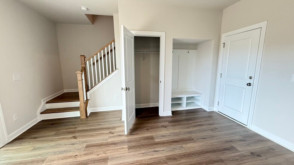 Functional entry-level mudroom with built-in storage. - 4720 Cypress Tree Ln
