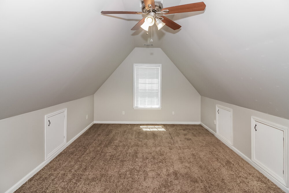 Building Photo - 40 Sweet Leaf Ln