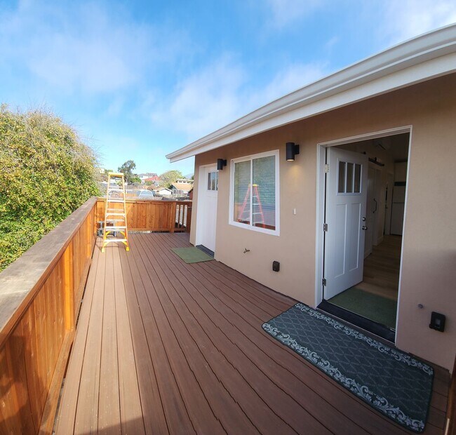 Building Photo - 1 Bed 1 bath Brand new home in Los Osos-Al...