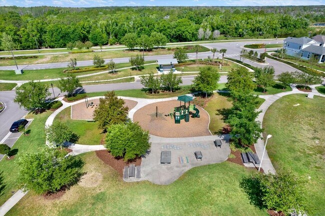 Building Photo - 16930 Storyline Dr