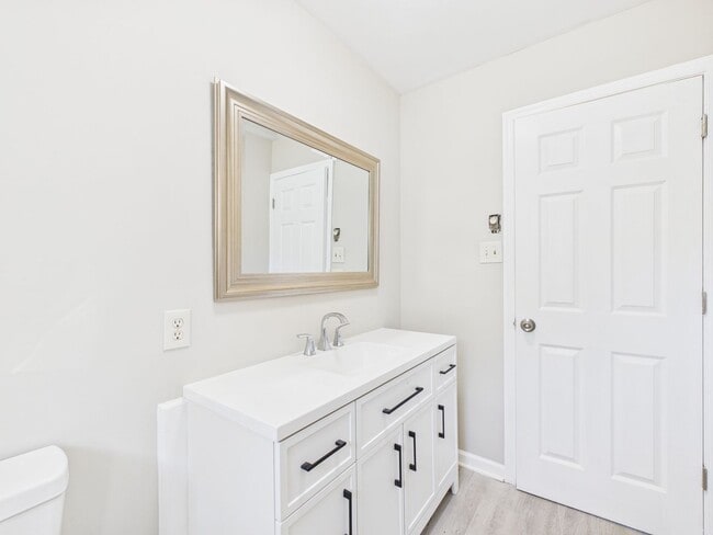 Building Photo - 11001 Reedy Branch Rd