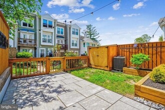 Building Photo - 6010 Sunset Ridge Ct