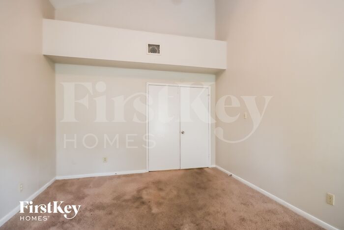 Building Photo - 4015 Algernon Dr