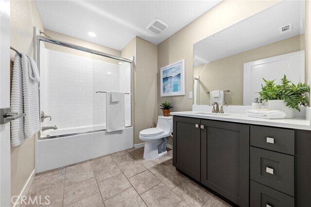 Building Photo - 205 Bowery