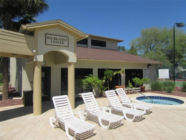 Building Photo - 2051 Skimmer Ct