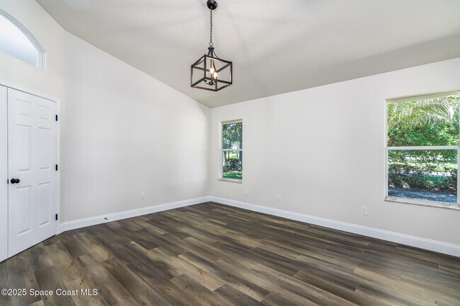 Building Photo - 480 Prestwick Ct