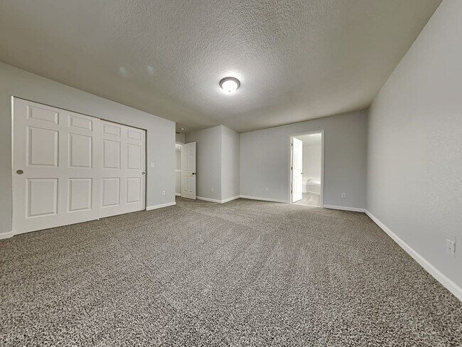 Building Photo - 4314 Maricite St SE