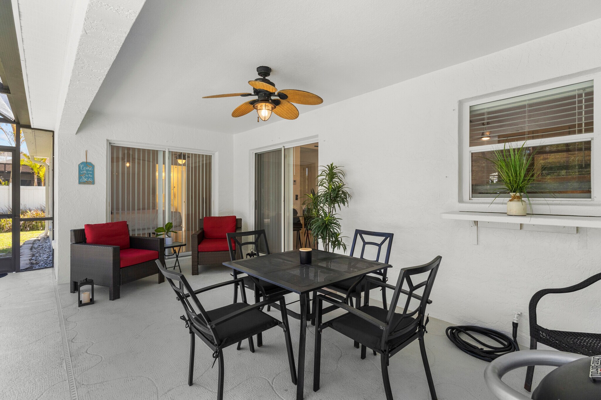 Building Photo - 3620 Candia Ave