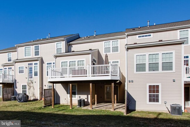 Building Photo - 7543 Maidenhead Dr