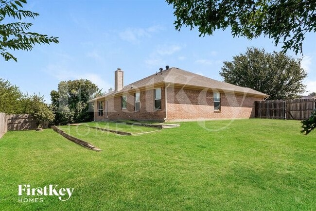 Building Photo - 8128 Modesto Dr