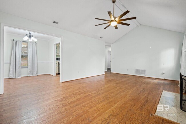 Building Photo - 142 Appomatox Dr