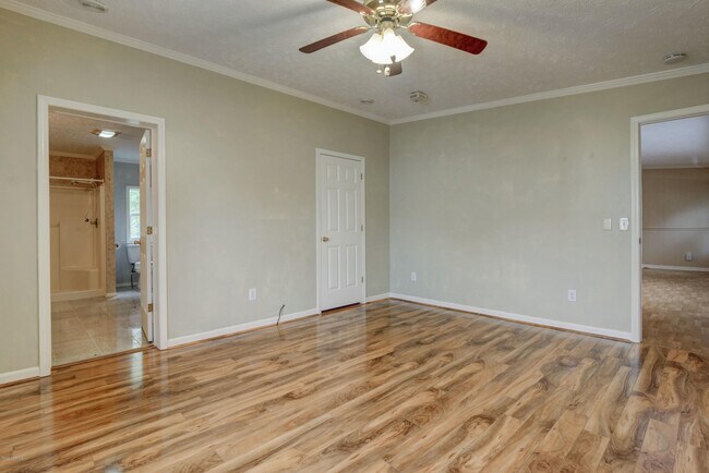 Building Photo - 428 Capeside Dr