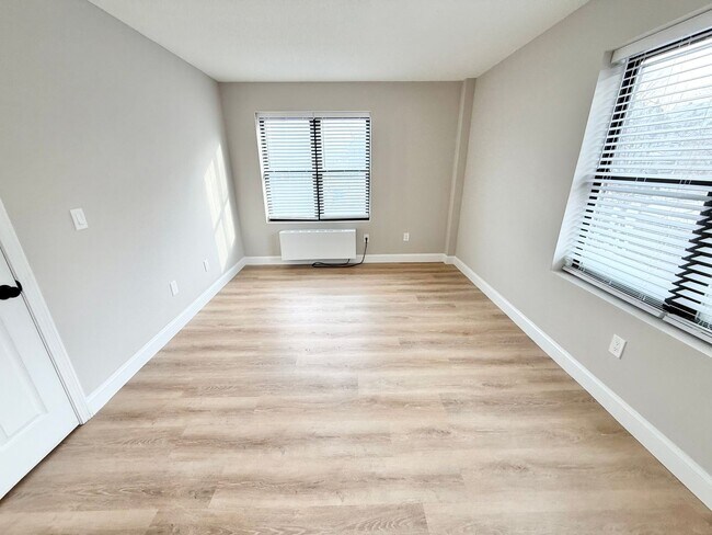 Building Photo - Fully Renovated 3-Bedroom Unit in Prime Ashmont Location w/ Parking