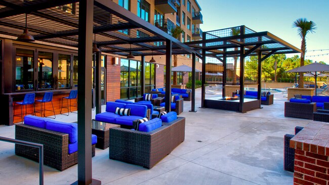 Building Photo - 99 Westedge St