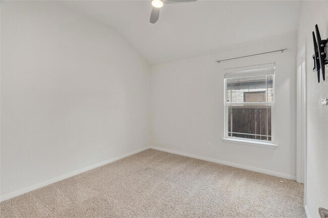 Building Photo - 424 Freeman Park Pl