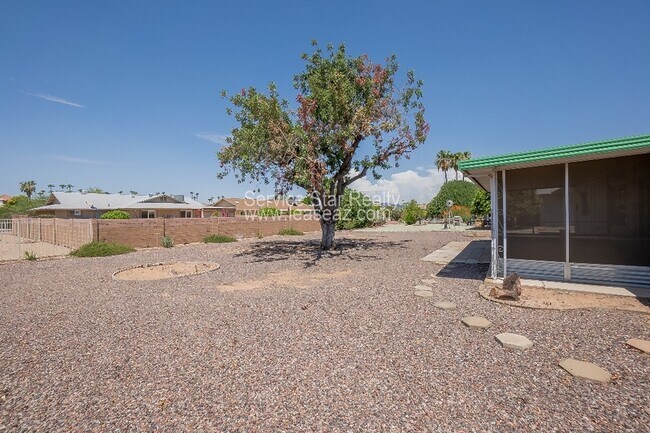 Building Photo - 17230 N Palo Verde Dr