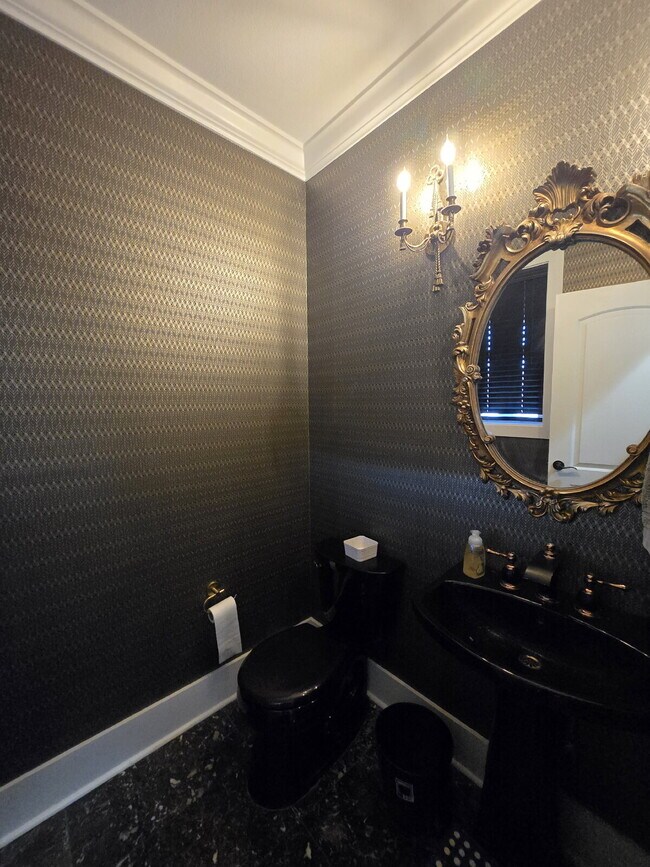 Building Photo - Amazing House In Windstone Available For Prelease