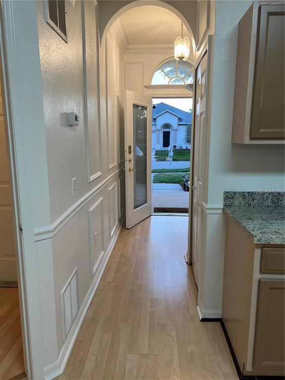 Building Photo - 27452 Sky Lake Cir