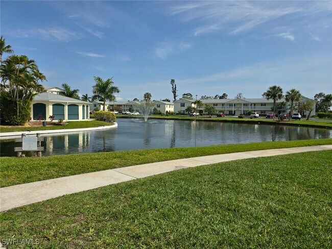 Building Photo - 13511 Stratford Pl Cir