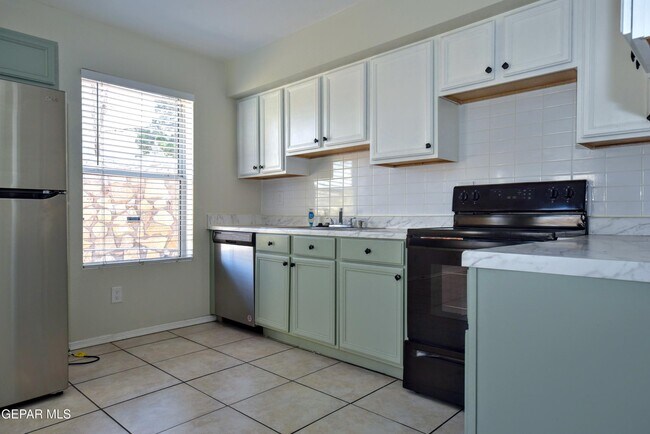 Building Photo - 5016 Conley Rd