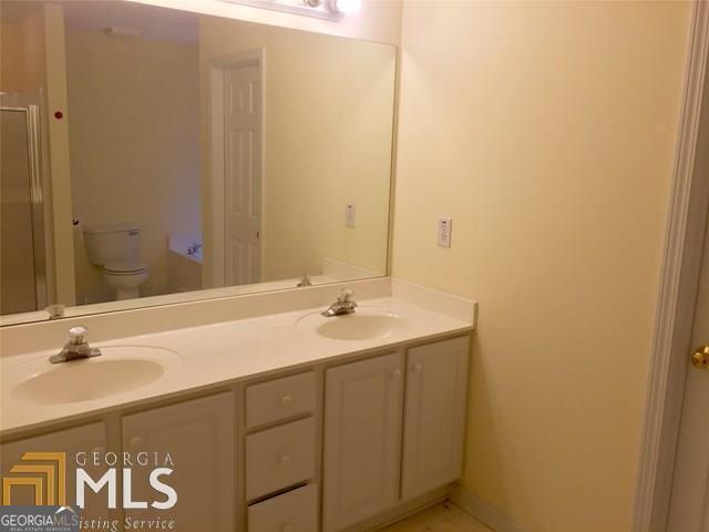 Building Photo - 5155 Yellow Pine Dr