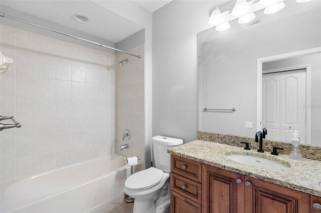 Building Photo - 9514 Greenpointe Dr