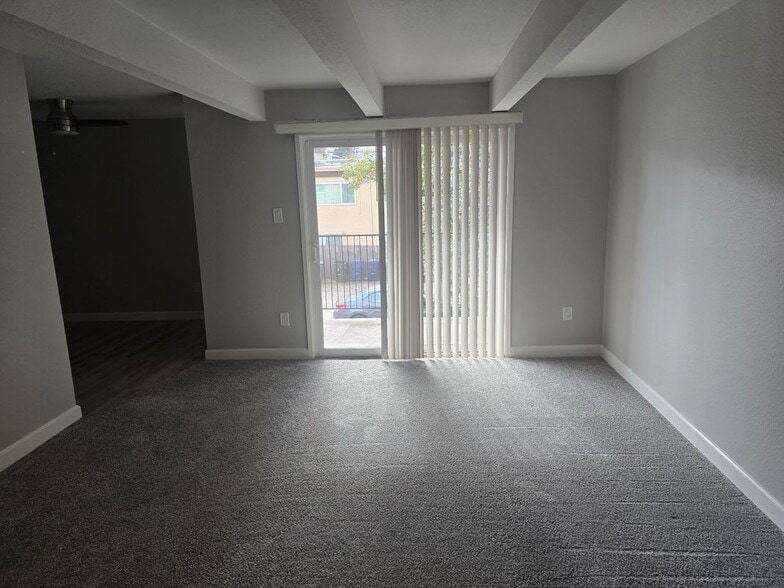 Building Photo - 2300 G St