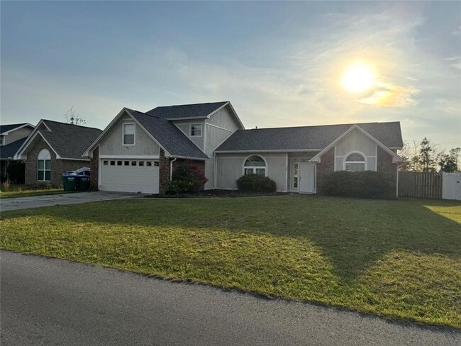Building Photo - 508 Tracey Dr