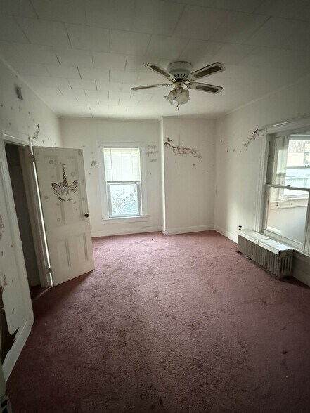 Building Photo - 26 Rutherford St