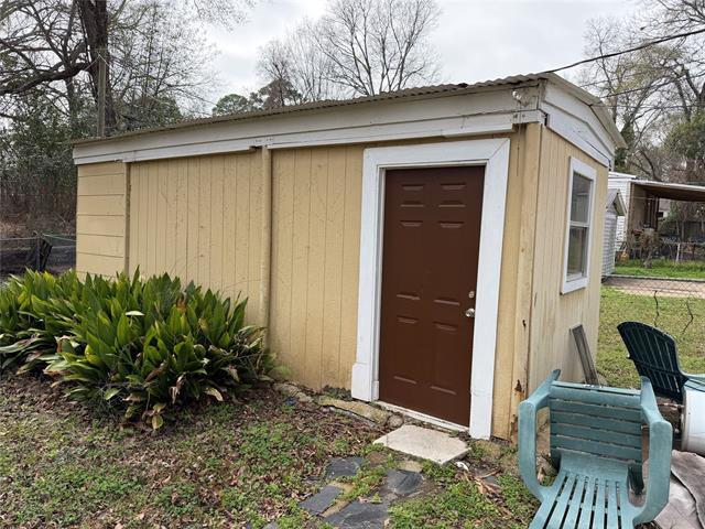 Building Photo - 267 E Lister St