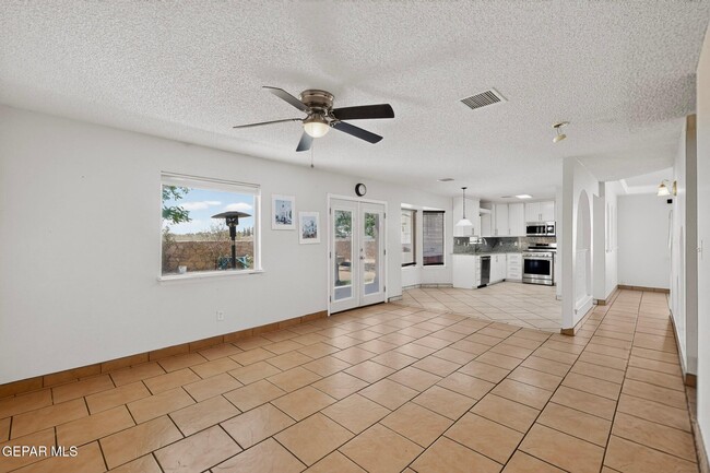 Building Photo - 14224 Desert Ash Dr