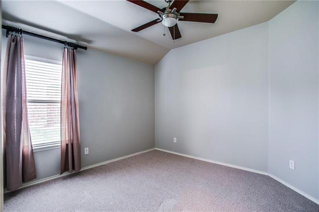 Building Photo - 9721 Sleepy Hollow Dr