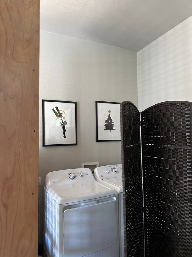 Building Photo - 849 N Third St