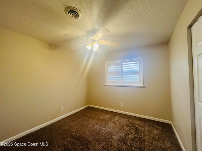 Building Photo - 80 Brandy Ln