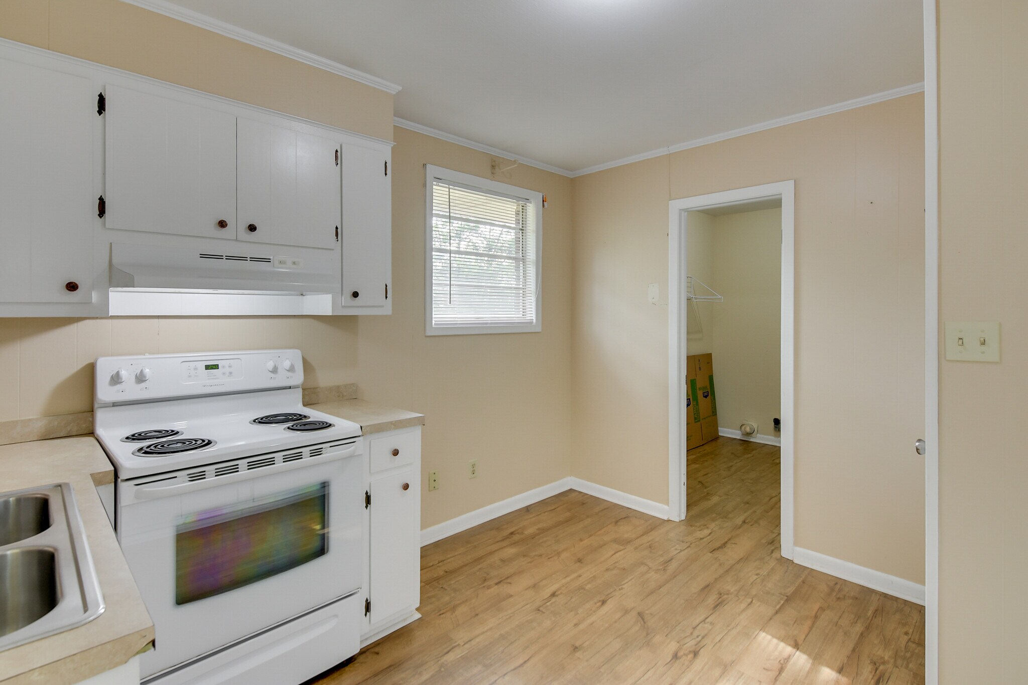 Building Photo - 318 Edgewood Ct