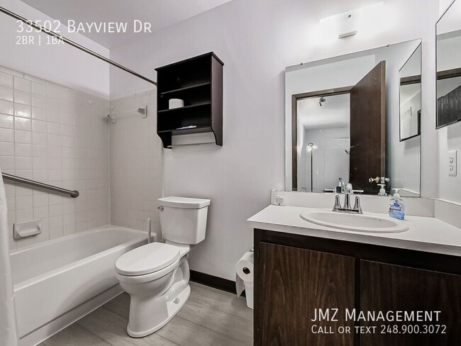 Building Photo - 33502 Bayview Dr