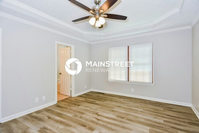 Building Photo - 3 Bedroom Pet-Friendly Home in GOODLETTSVILLE, TN with Main Street Renewal