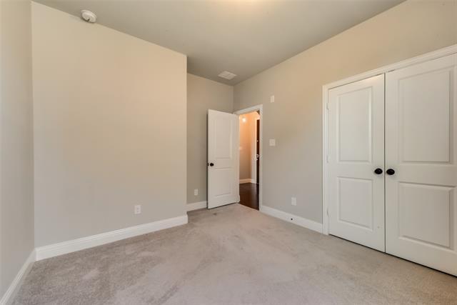 Building Photo - 15404 Pioneer Bluff Trail