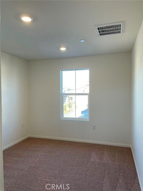 Building Photo - 8552 Midway Ln