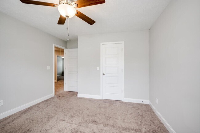 Building Photo - 2557 Traverse Trl