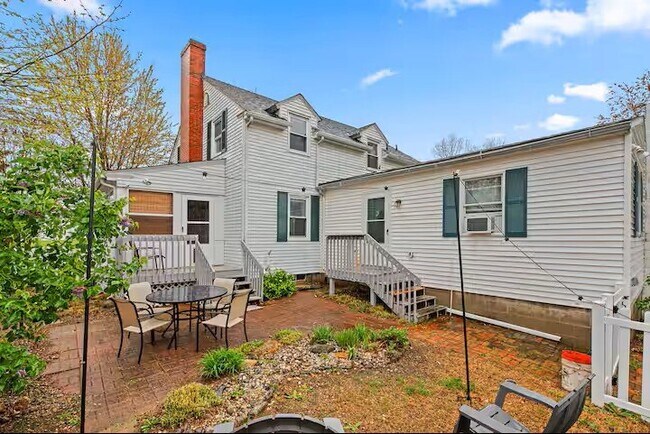 Building Photo - 2957-294H 4-H Park Rd