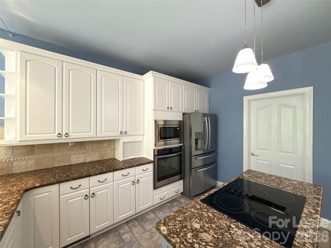 Building Photo - 15816 Feeny Ct