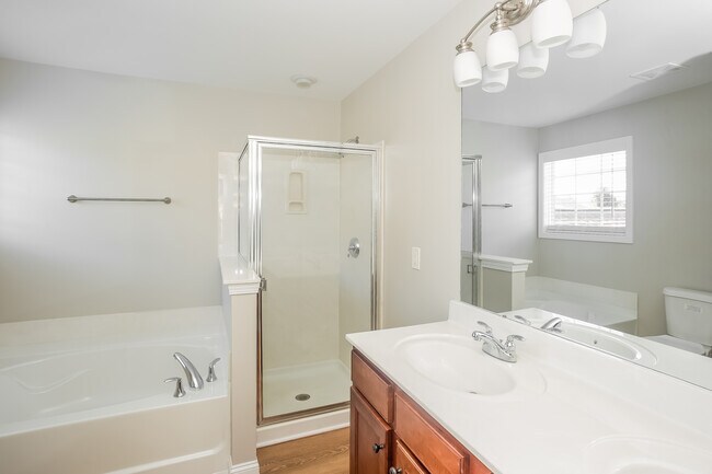 Building Photo - 1004 Semmes Ln