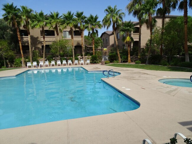 Building Photo - Great 2 Bedroom Southwest Vegas Condo With 1 Car Detached Garage