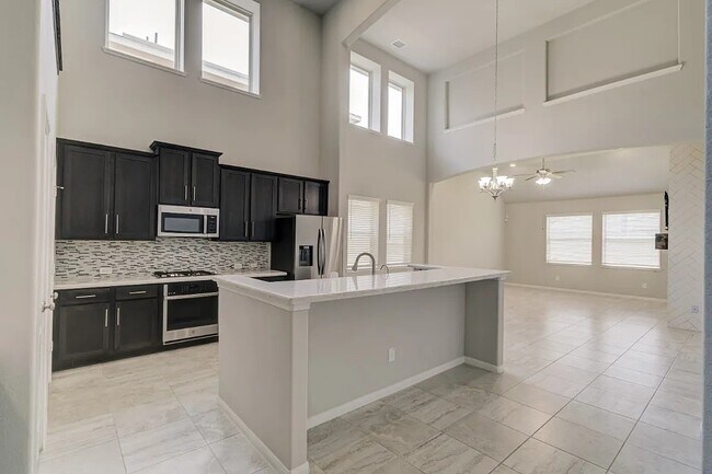 Building Photo - 4423 Sandhill Terrace Ln