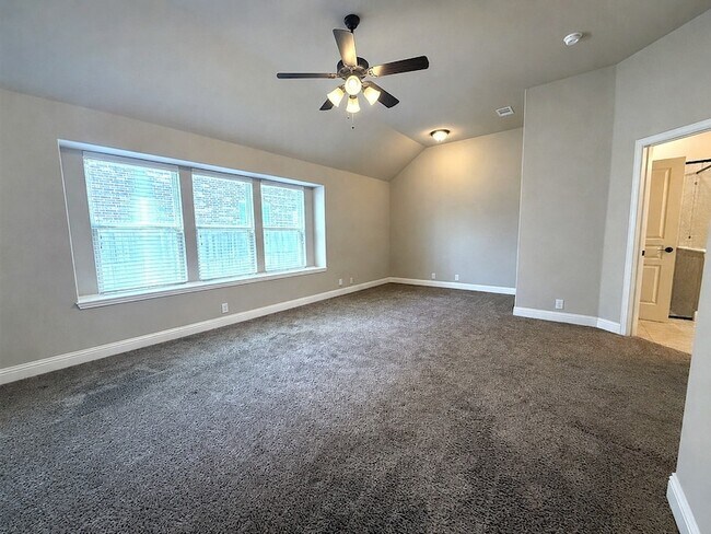 Building Photo - 1109 Abbey Ln